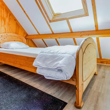 Cosy Holiday In Near Sea Beach De Haan